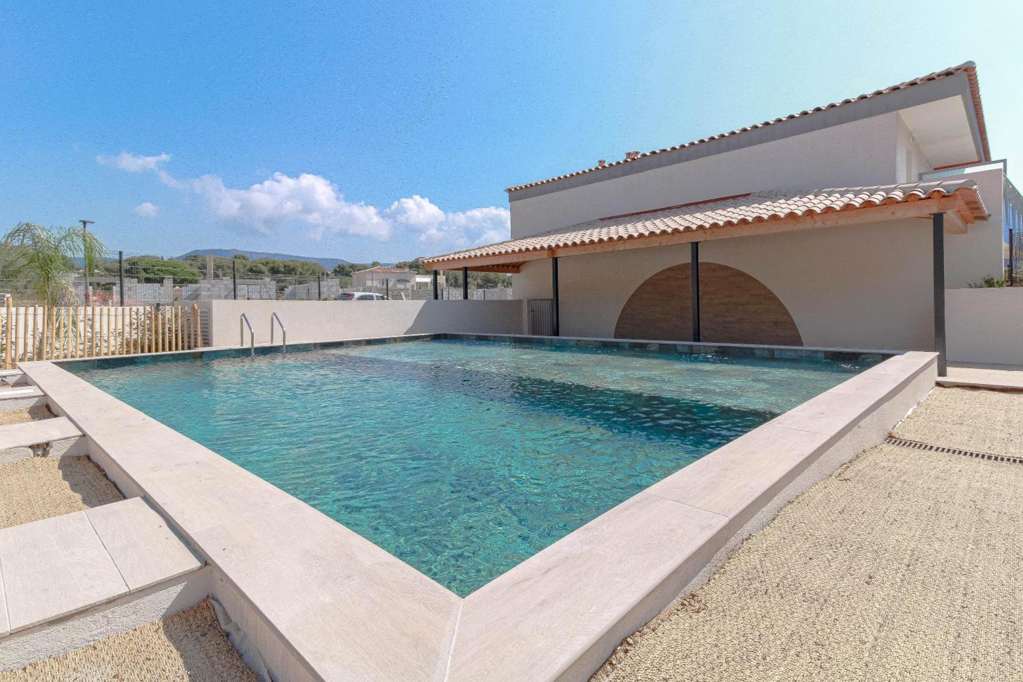 Select'Sohome - Residence Le Poseidon - Appartement En Duplex Avec Parking Prive Et Piscine ! - Pos-F Bormes-les-Mimosas Exterior foto